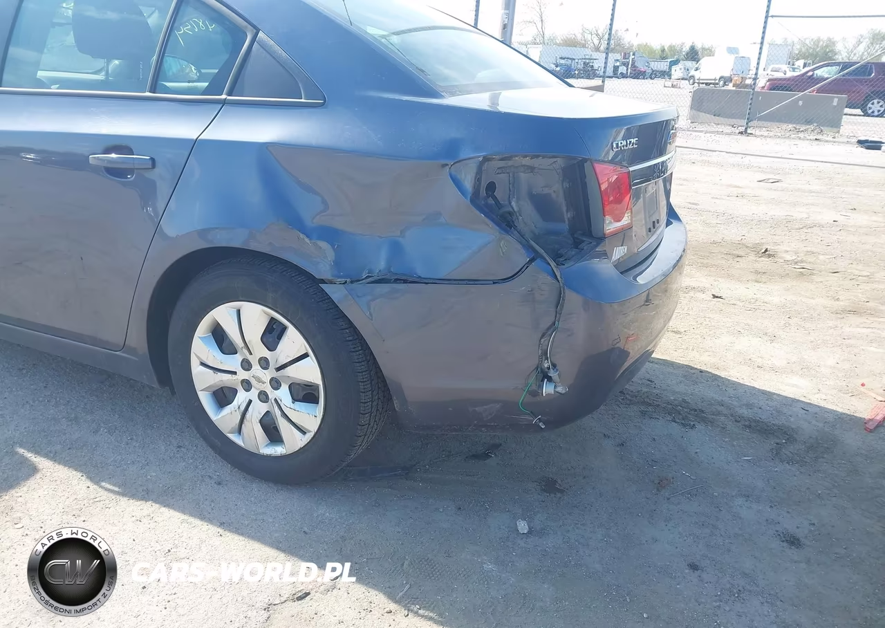 2013 Chevrolet Cruze Ls Auto VIN:1G1PA5SH3D7190765 - 6