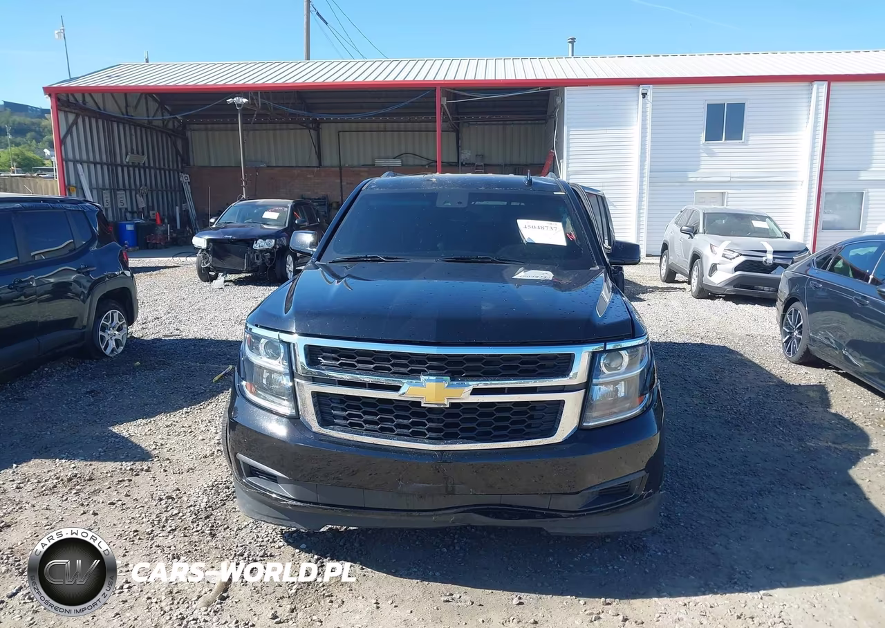2019 Chevrolet Suburban Lt VIN:1GNSKHKC4KR142964 - 11
