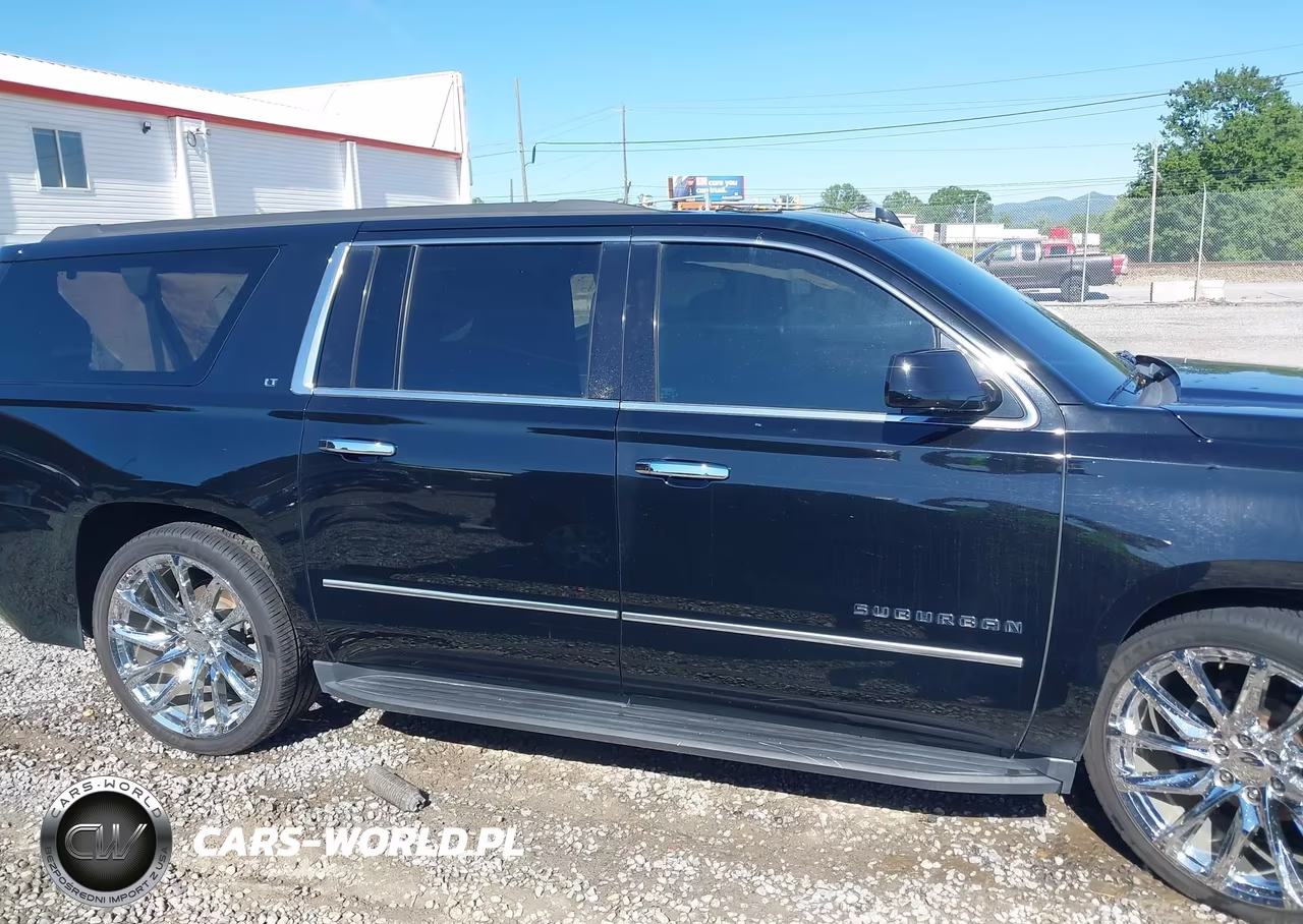 2019 Chevrolet Suburban Lt VIN:1GNSKHKC4KR142964 - 12
