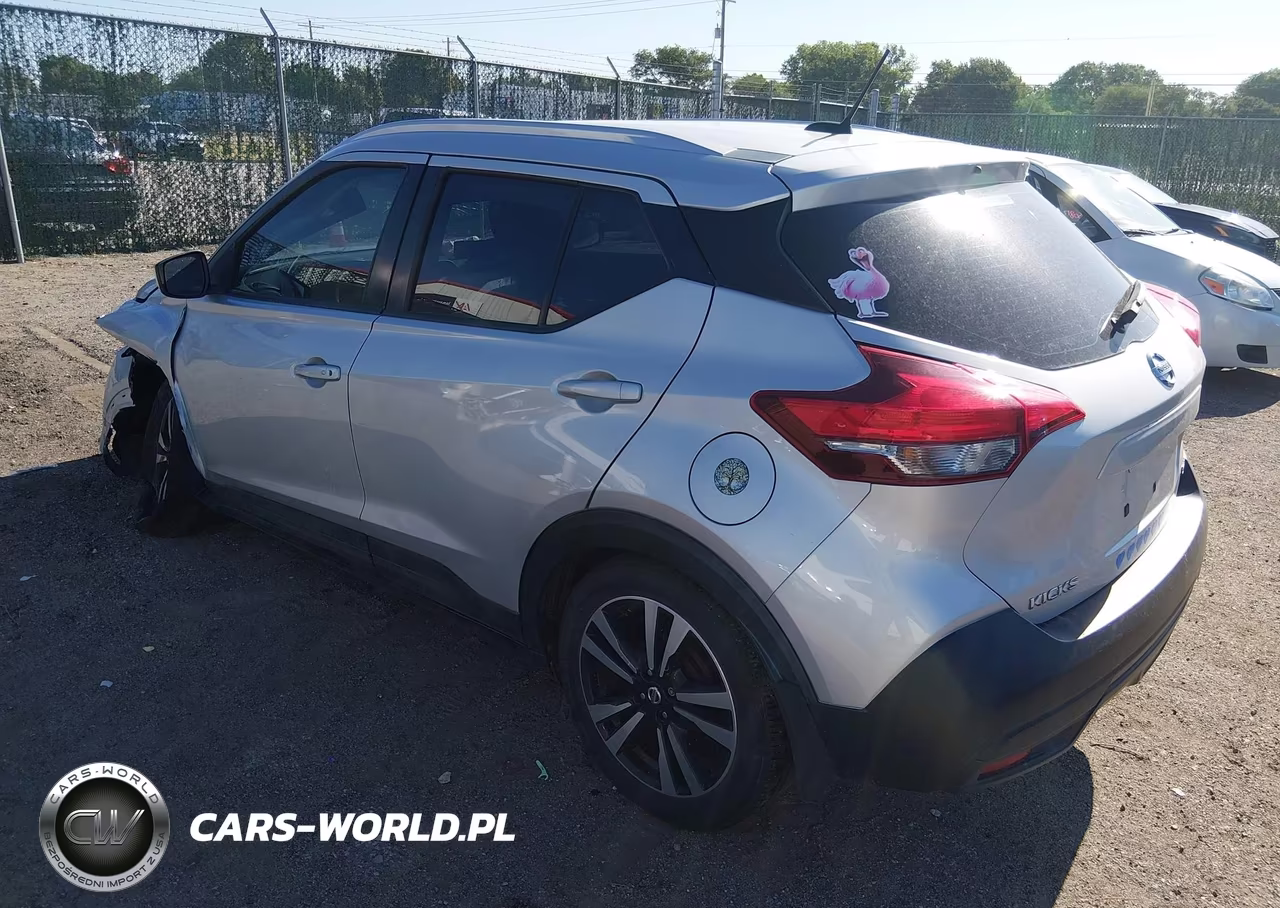 2018 Nissan Kicks Sv VIN:3N1CP5CU5JL509447 - 3