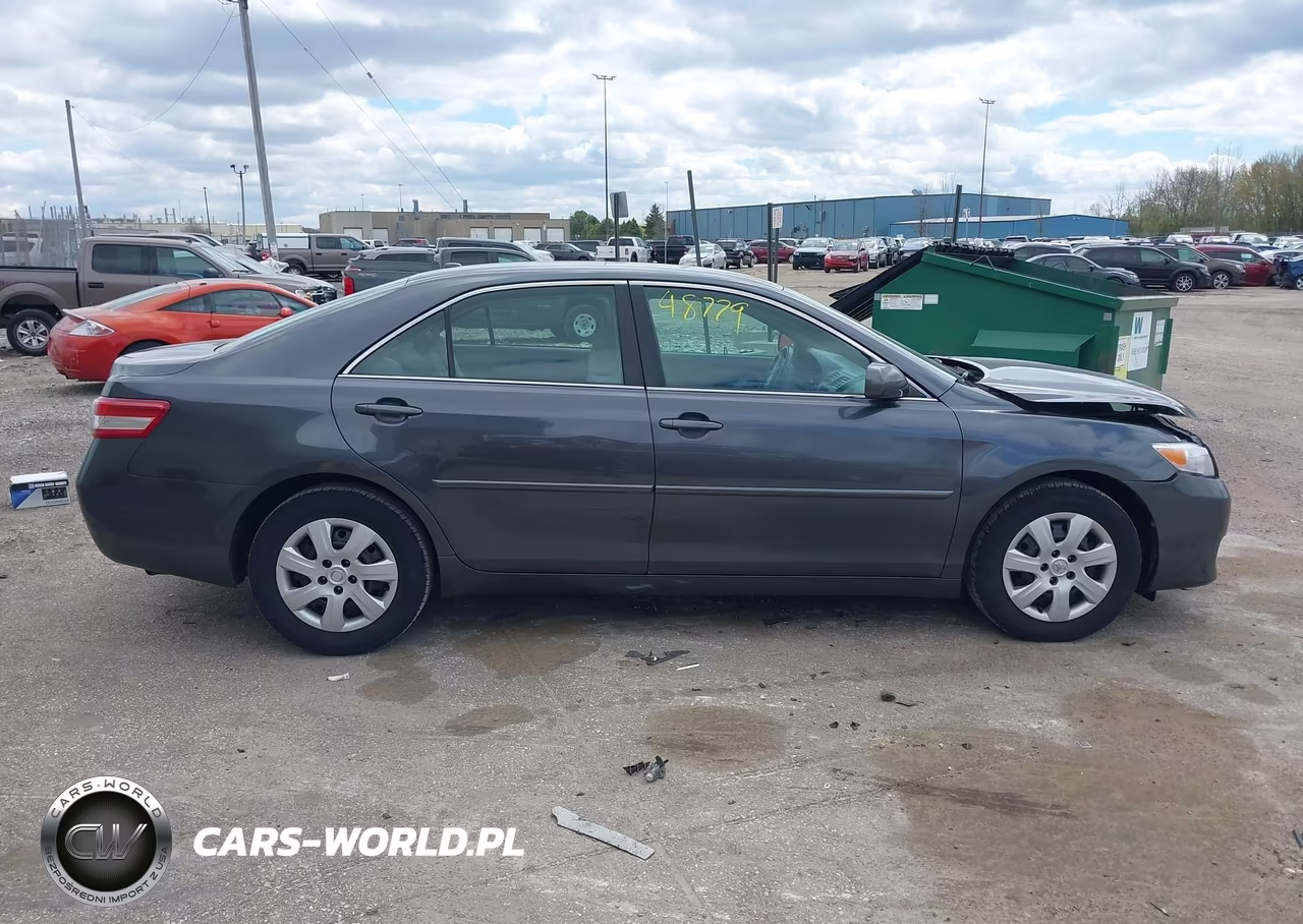 2010 Toyota Camry Le VIN:4T1BF3EK6AU058820 - 13