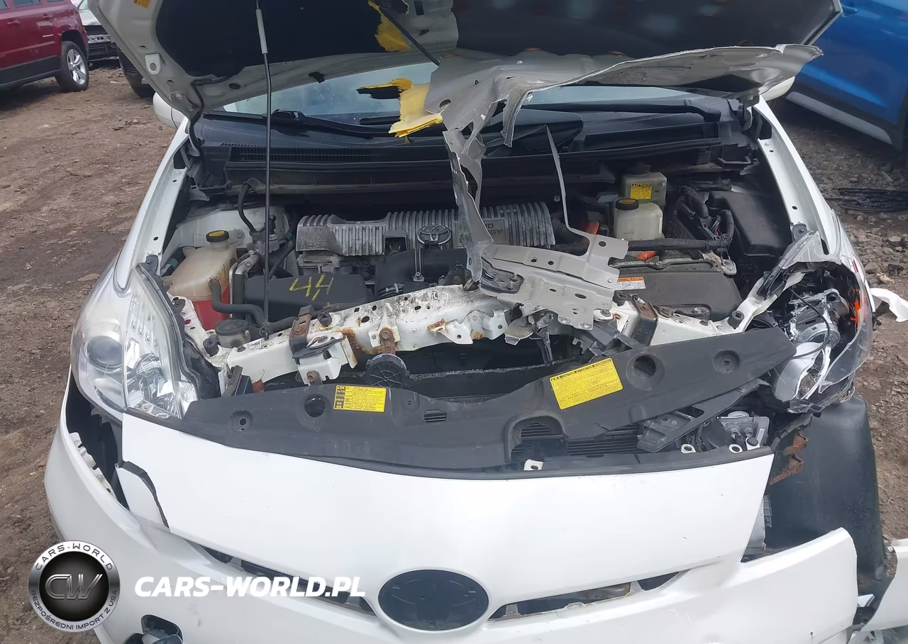 2014 Toyota Prius Four VIN:JTDKN3DU0E1758110 - 10