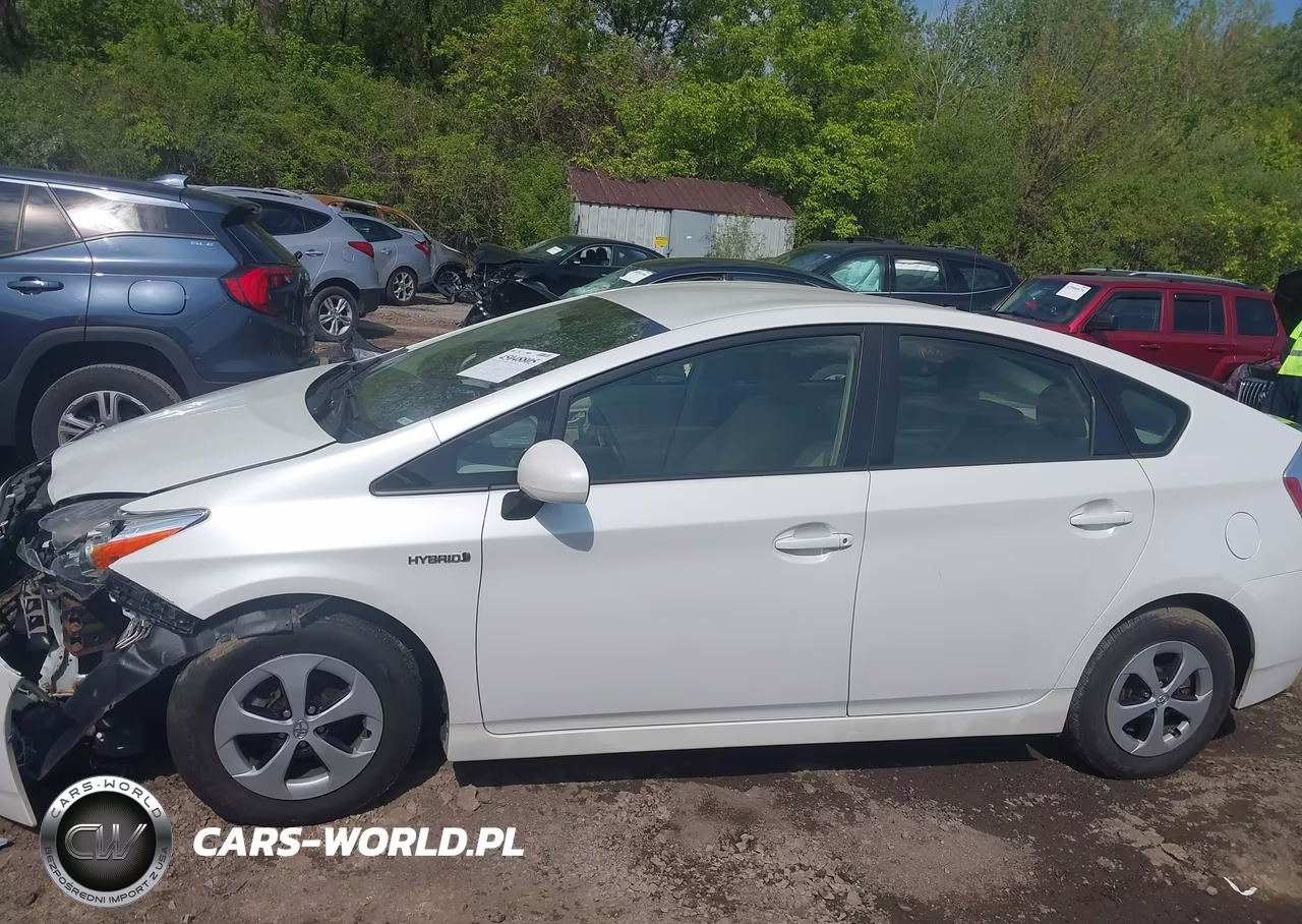 2014 Toyota Prius Four VIN:JTDKN3DU0E1758110 - 14