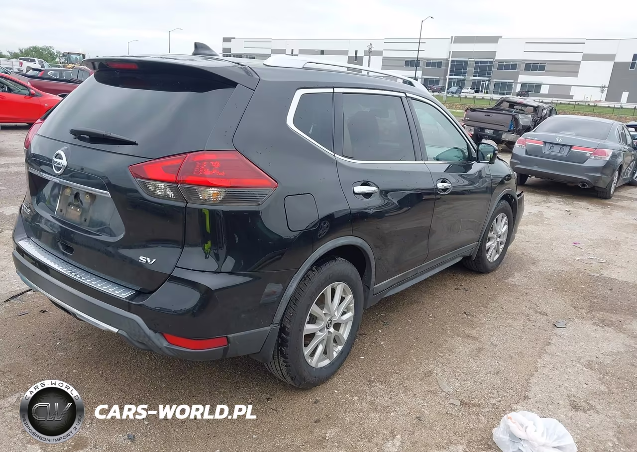 2018 Nissan Rogue Sv VIN:KNMAT2MT2JP549106 - 4