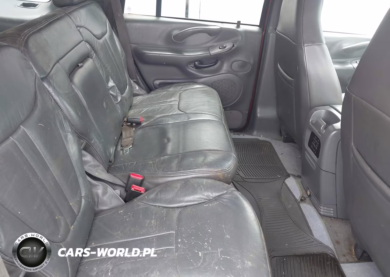 2001 Ford Expedition Xlt VIN:1FMRU15W41LA36932 - 8