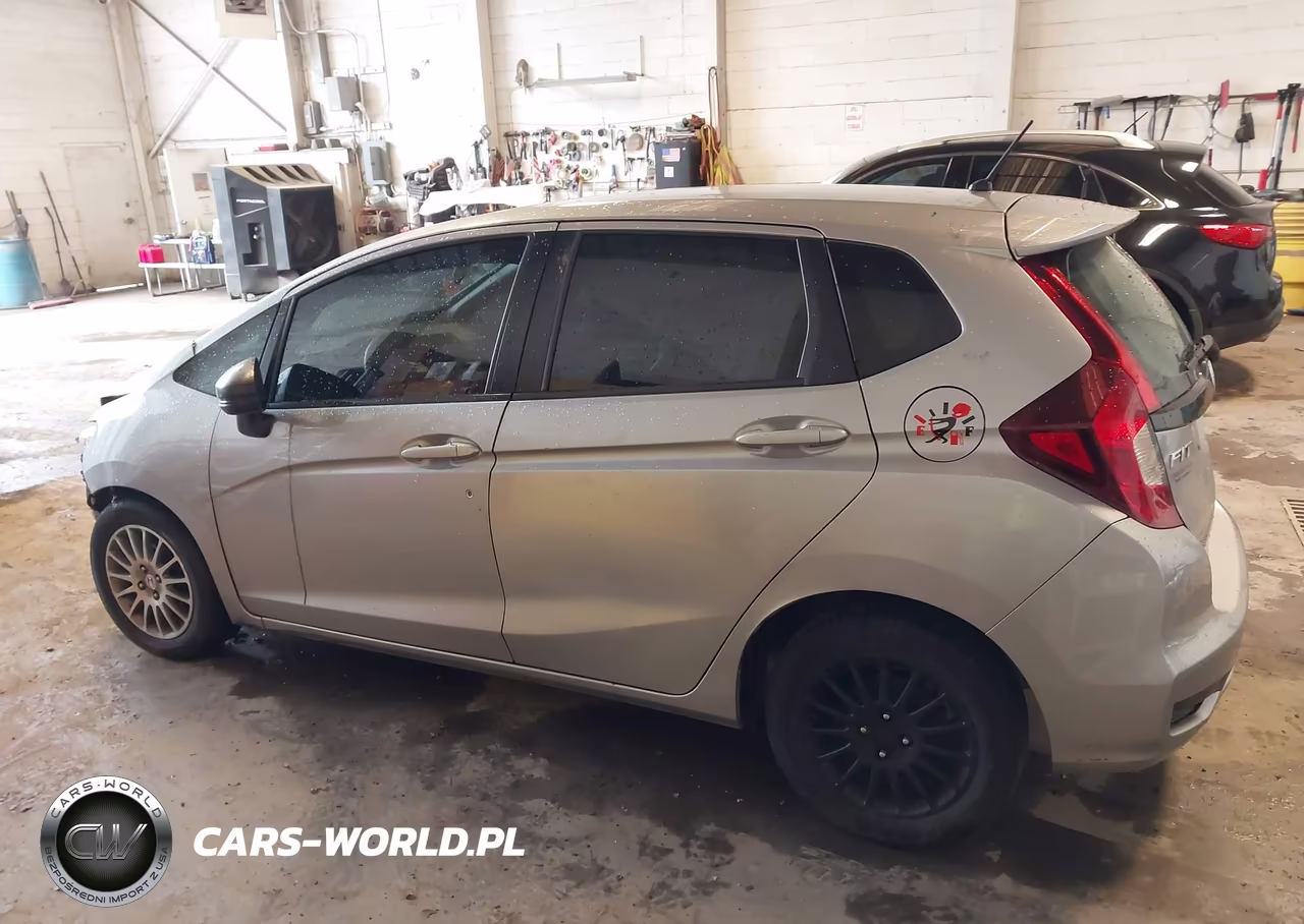 2018 Honda Fit Lx VIN:3HGGK5H44JM736193 - 14