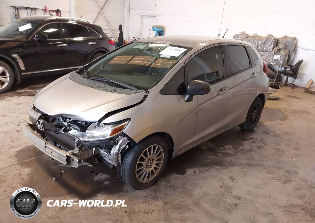 2018 Honda Fit Lx VIN:3HGGK5H44JM736193 - 2