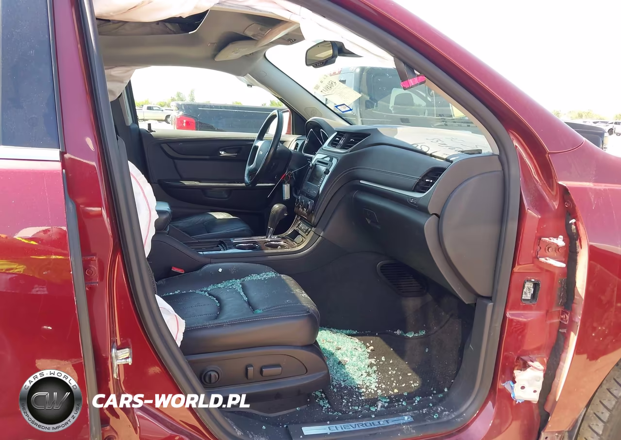 2017 Chevrolet Traverse Premier VIN:1GNKRJKD2HJ291909 - 5