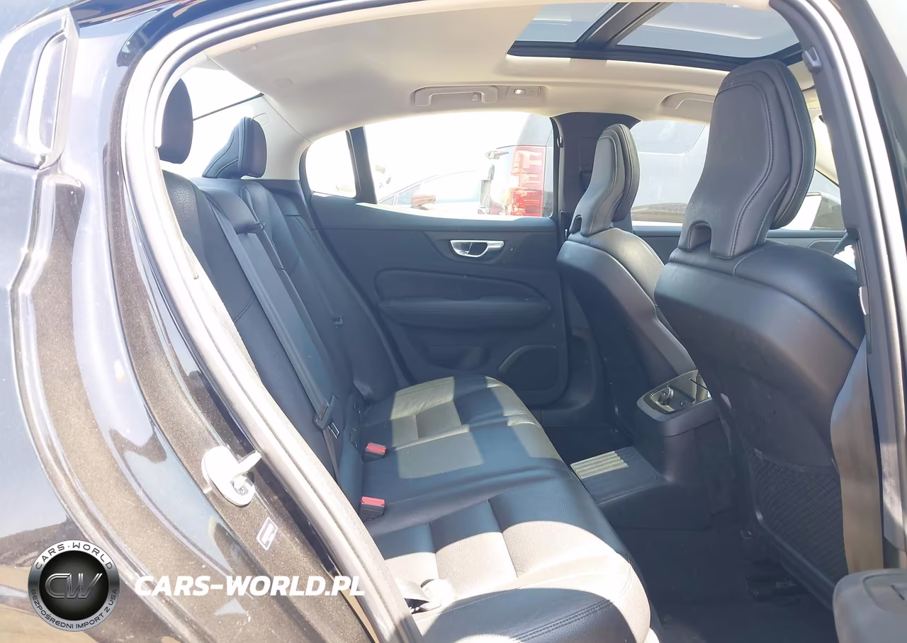 2023 Volvo S60 Recharge Plug-In Hybrid T8 Plus Dark Theme VIN:7JRH60FW0PG250158 - 8