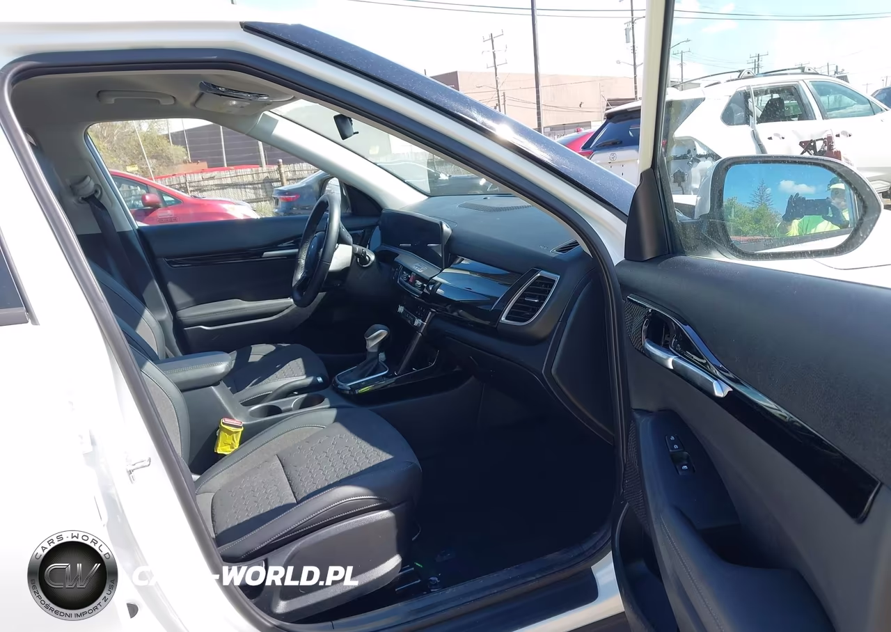 2026 Kia Seltos S VIN:KNDEU2AA7T7867856 - 5