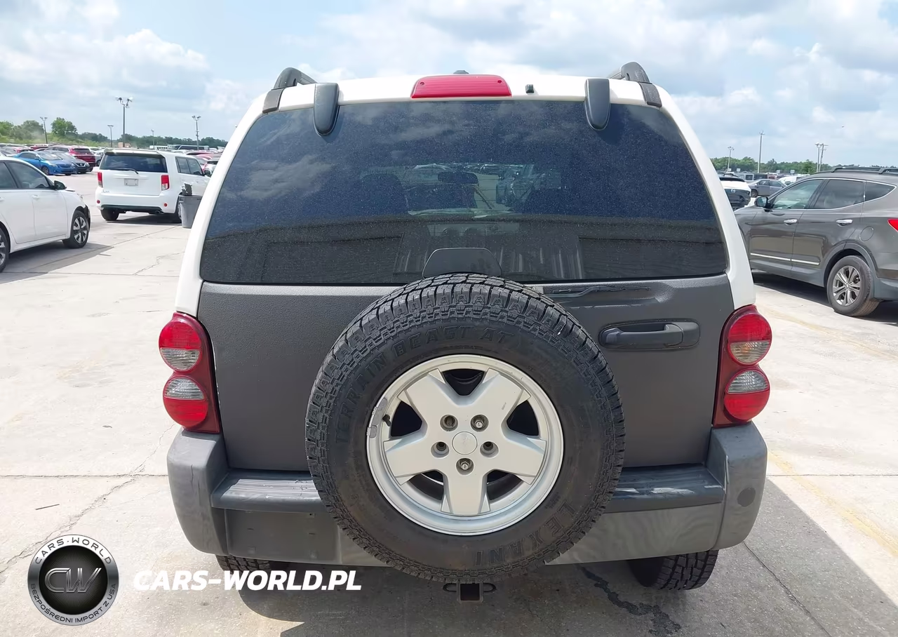 2007 Jeep Liberty Sport VIN:1J4GK48KX7W516275 - 16