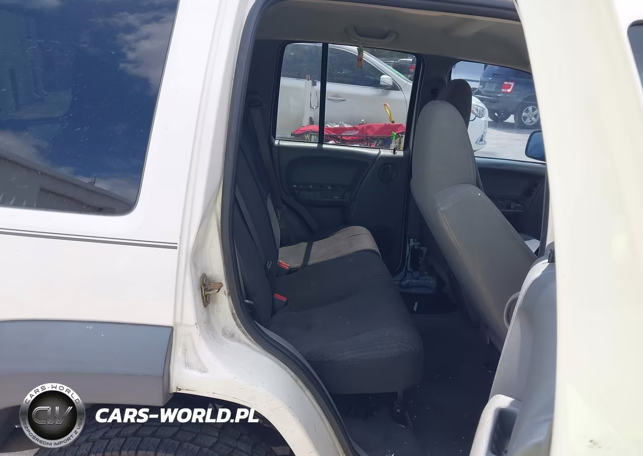 2007 Jeep Liberty Sport VIN:1J4GK48KX7W516275 - 8