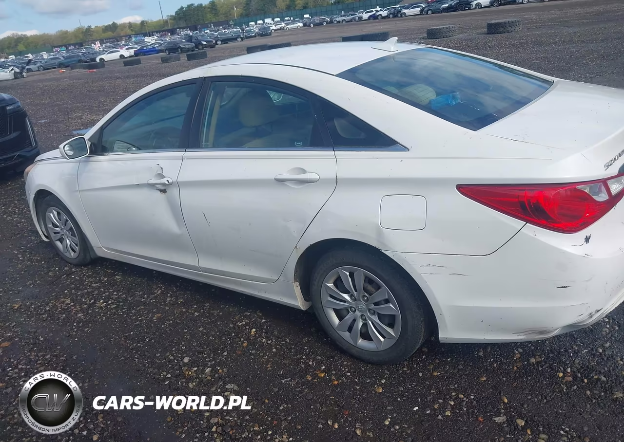 2011 Hyundai Sonata Gls VIN:5NPEB4AC9BH307446 - 3