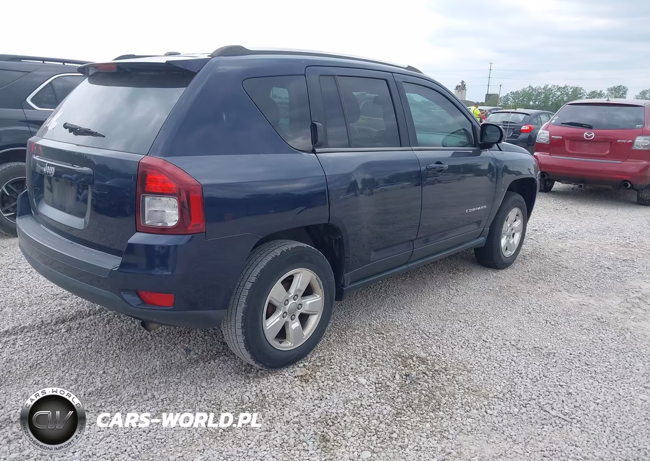 2014 Jeep Compass Sport VIN:1C4NJCBA8ED507741 - 4