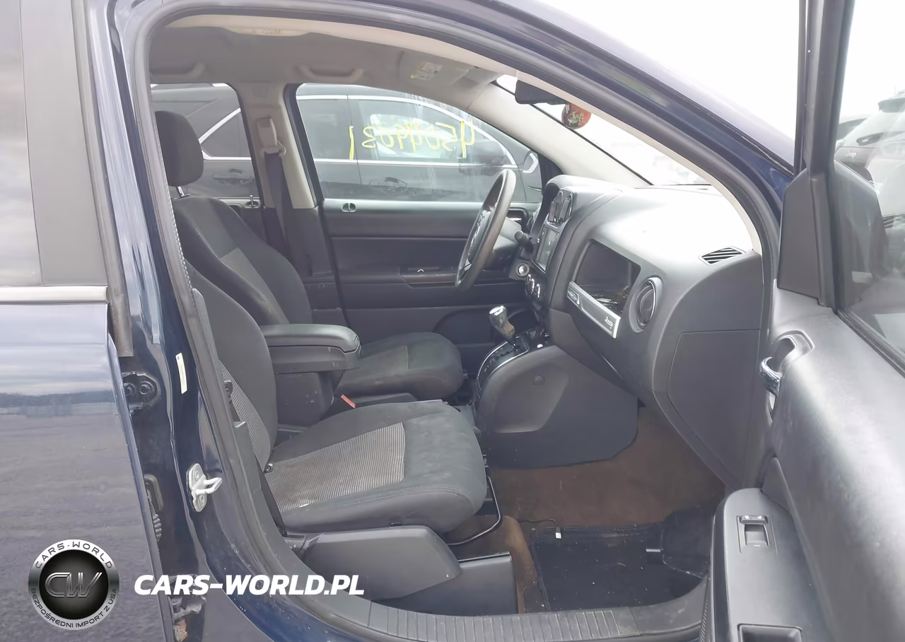 2014 Jeep Compass Sport VIN:1C4NJCBA8ED507741 - 5