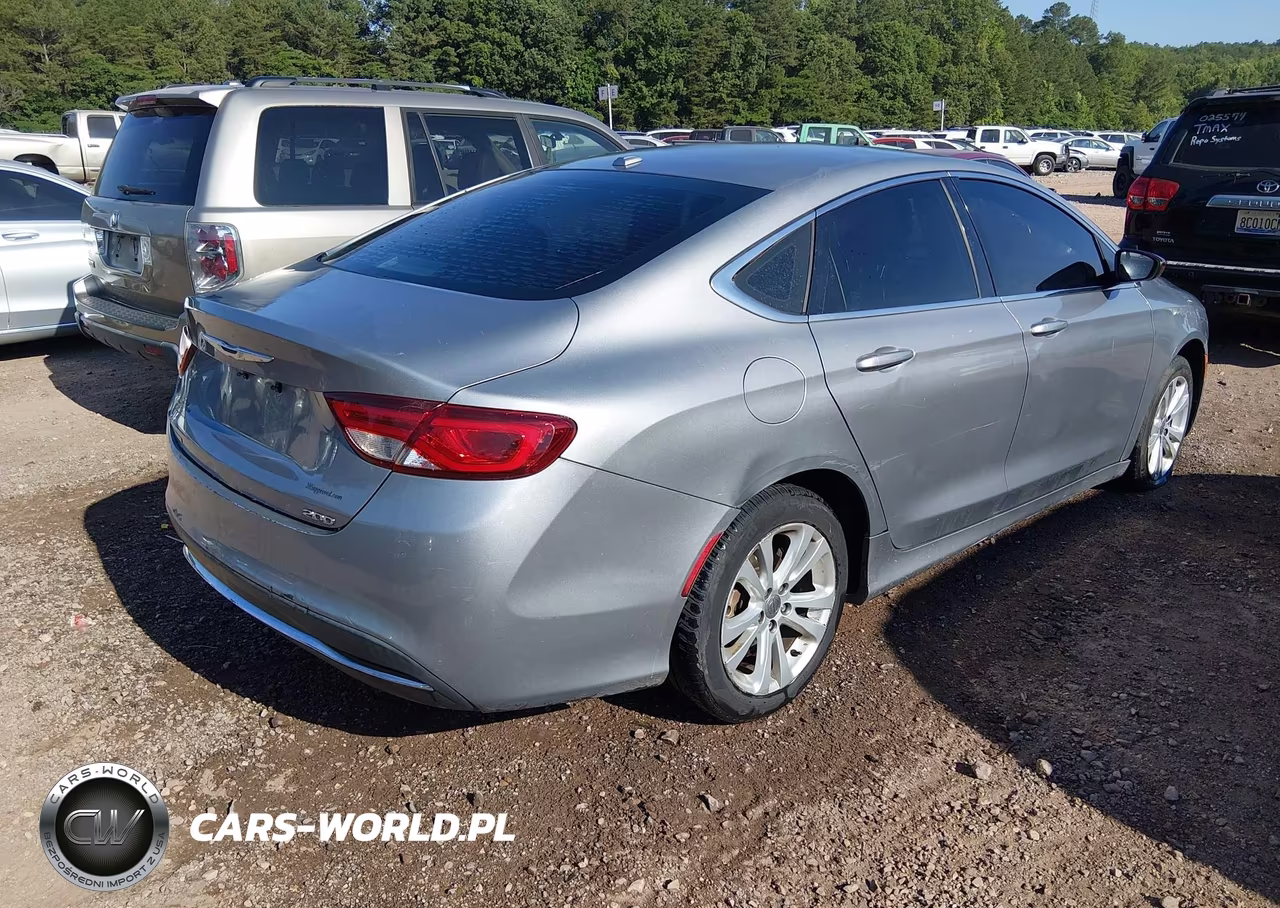 2015 Chrysler 200 Limited VIN:1C3CCCAB6FN725446 - 4