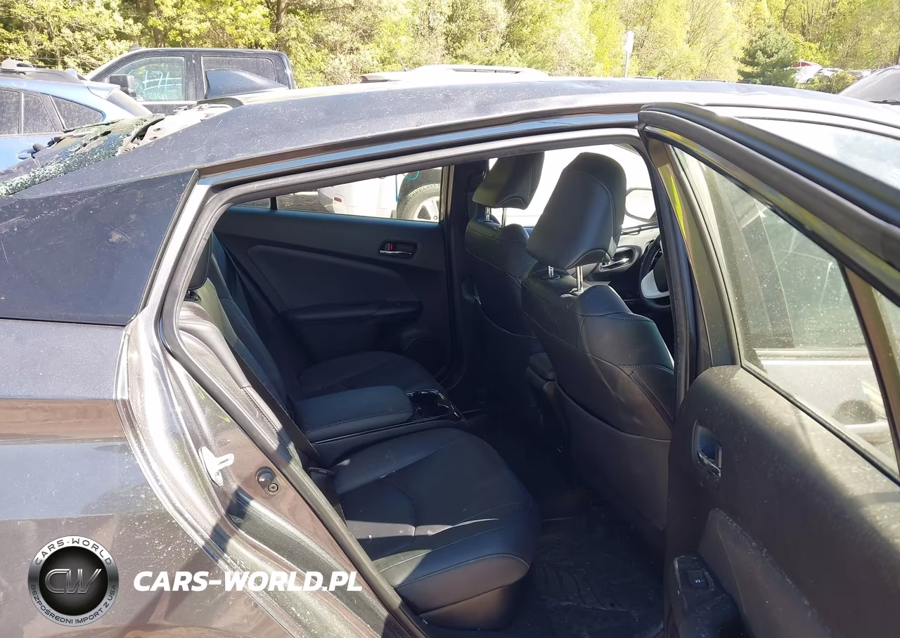 2017 Toyota Prius Prime Premium VIN:JTDKARFP1H3048003 - 8