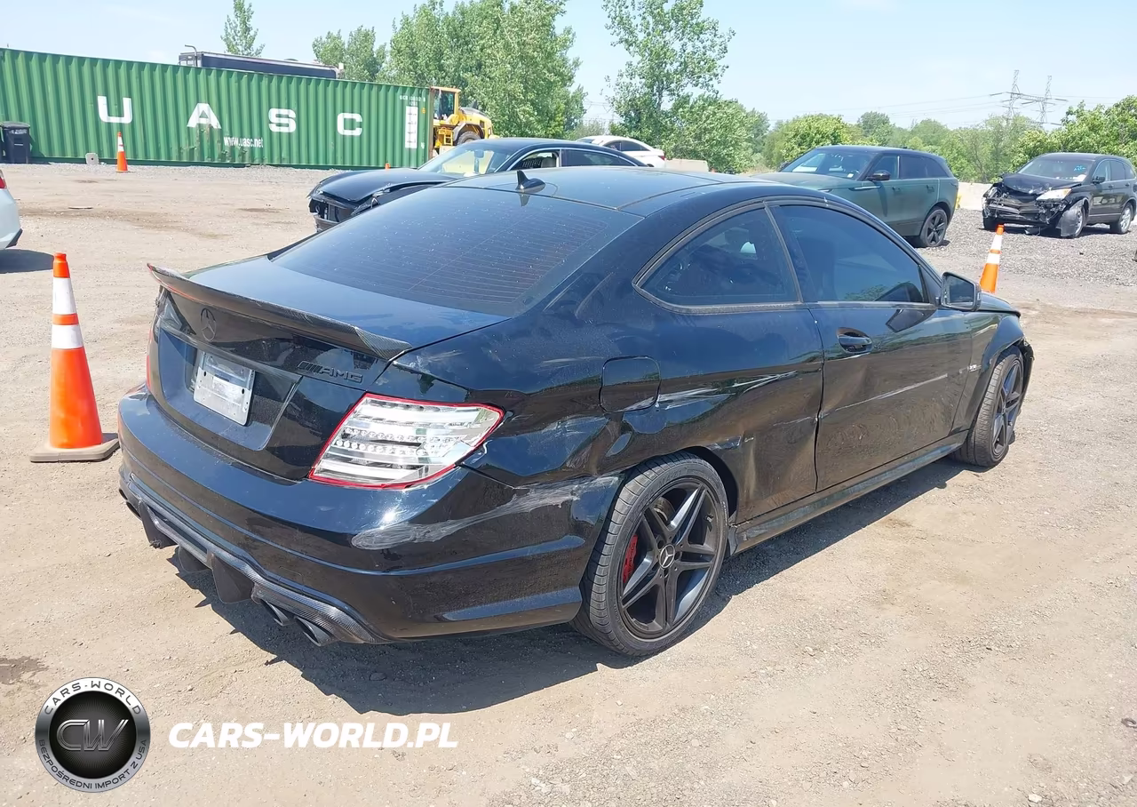 2012 Mercedes-Benz C 63 Amg VIN:WDDGJ7HB9CF868256 - 4