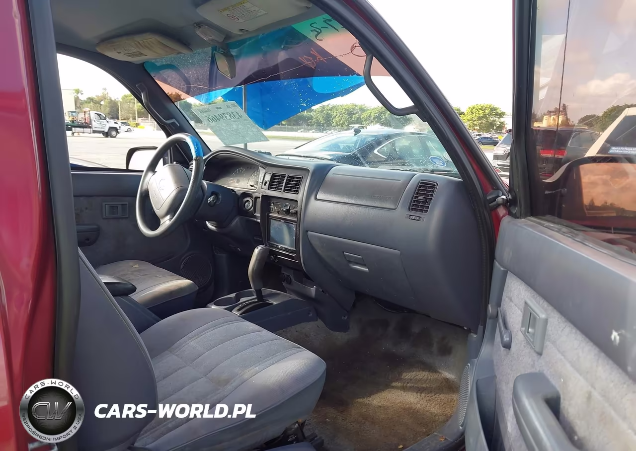 2000 Toyota Tacoma Prerunner VIN:5TENM92N8YZ696531 - 5