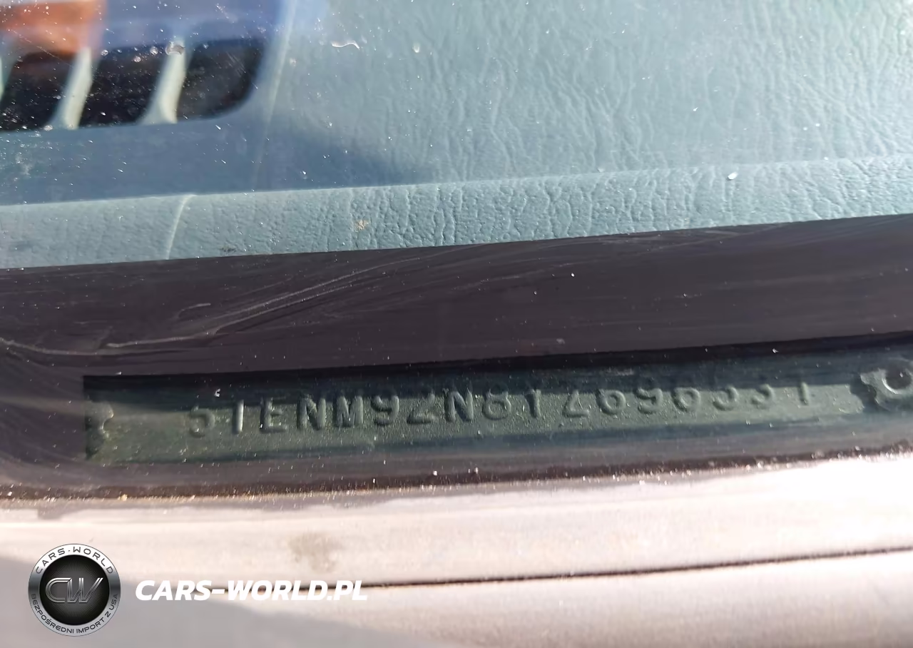 2000 Toyota Tacoma Prerunner VIN:5TENM92N8YZ696531 - 9
