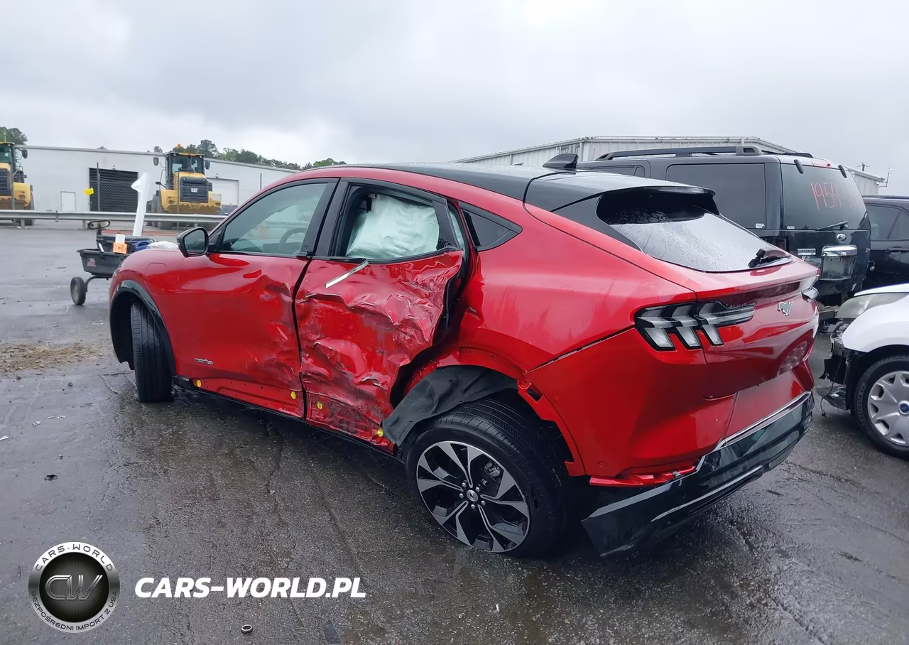 2021 Ford Mustang Mach-E Premium VIN:3FMTK3SS4MMA55749 - 3