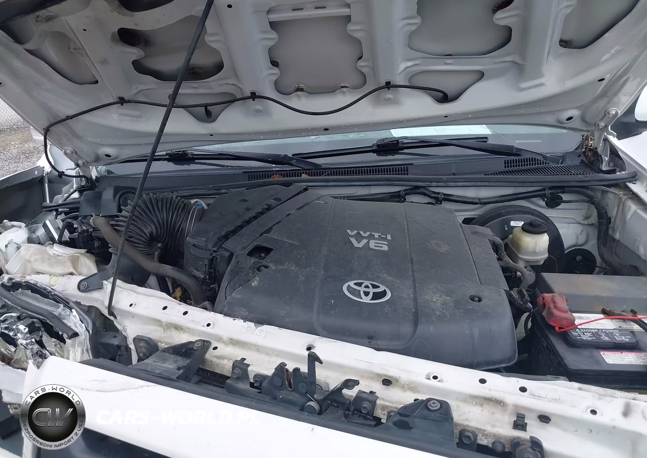 2012 Toyota Tacoma Base V6 VIN:3TMLU4EN2CM090072 - 10