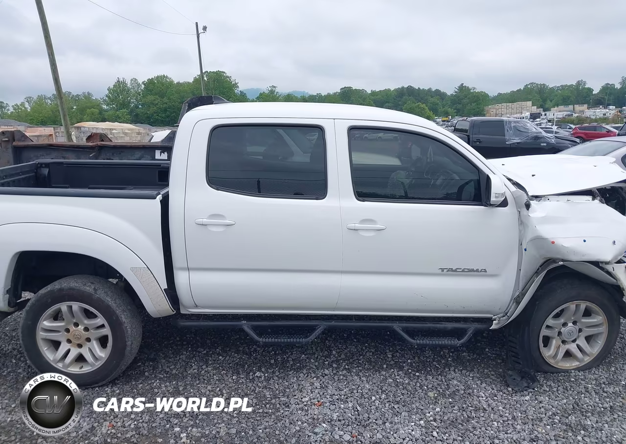 2012 Toyota Tacoma Base V6 VIN:3TMLU4EN2CM090072 - 13