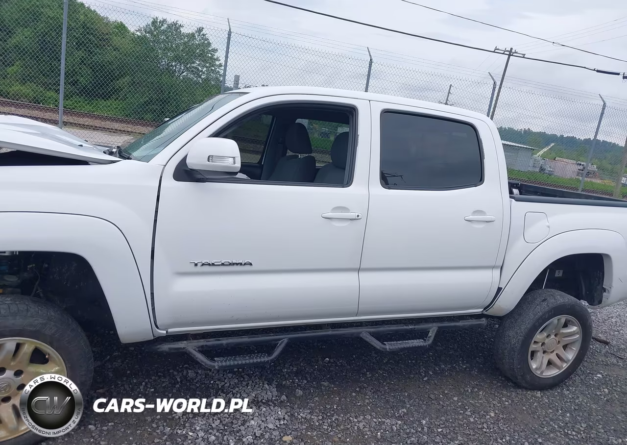 2012 Toyota Tacoma Base V6 VIN:3TMLU4EN2CM090072 - 14