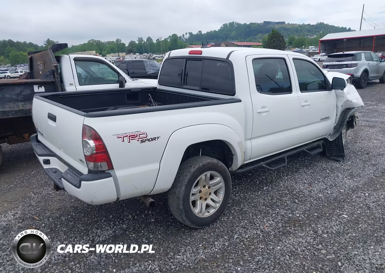 2012 Toyota Tacoma Base V6 VIN:3TMLU4EN2CM090072 - 4