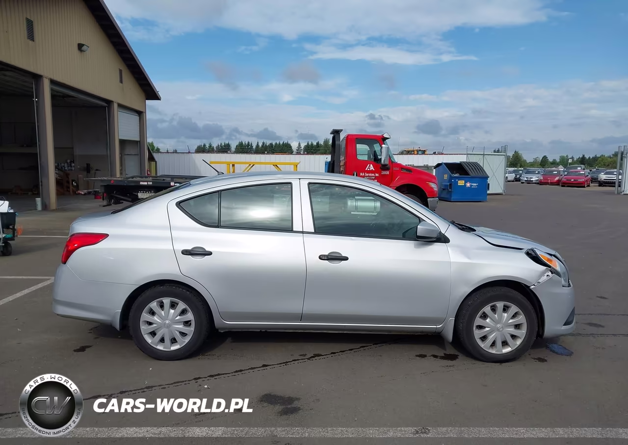 2016 Nissan Versa 1.6 S VIN:3N1CN7AP3GL842933 - 13