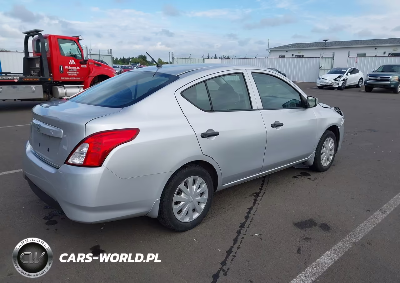 2016 Nissan Versa 1.6 S VIN:3N1CN7AP3GL842933 - 4