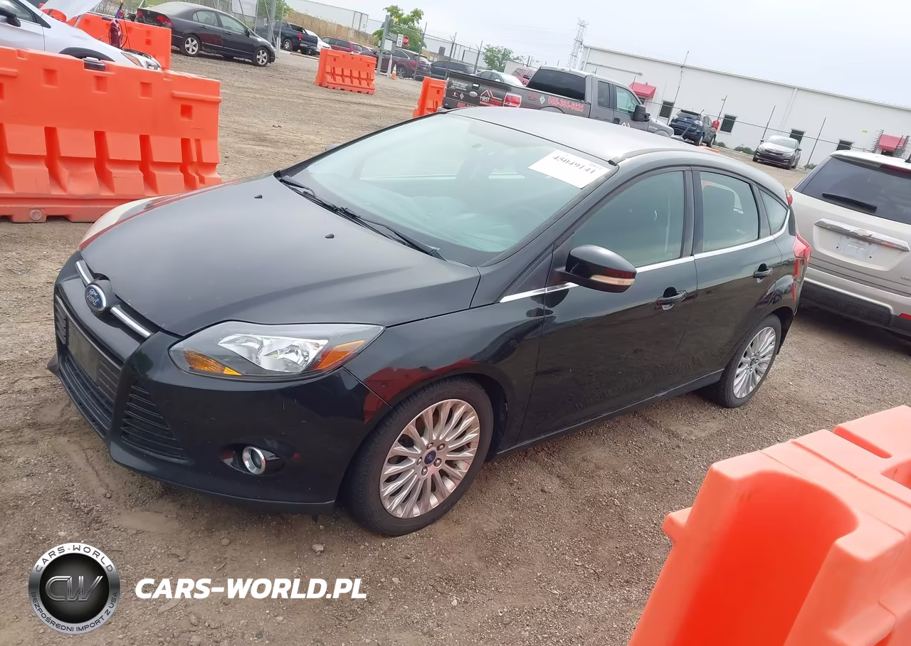 2012 Ford Focus Titanium VIN:1FAHP3N21CL299081 - 2