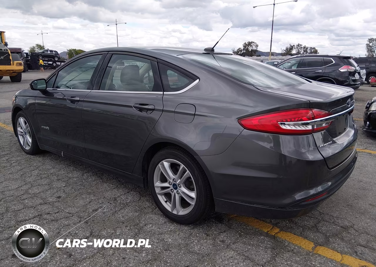 2018 Ford Fusion Hybrid S VIN:3FA6P0UU1JR142237 - 3