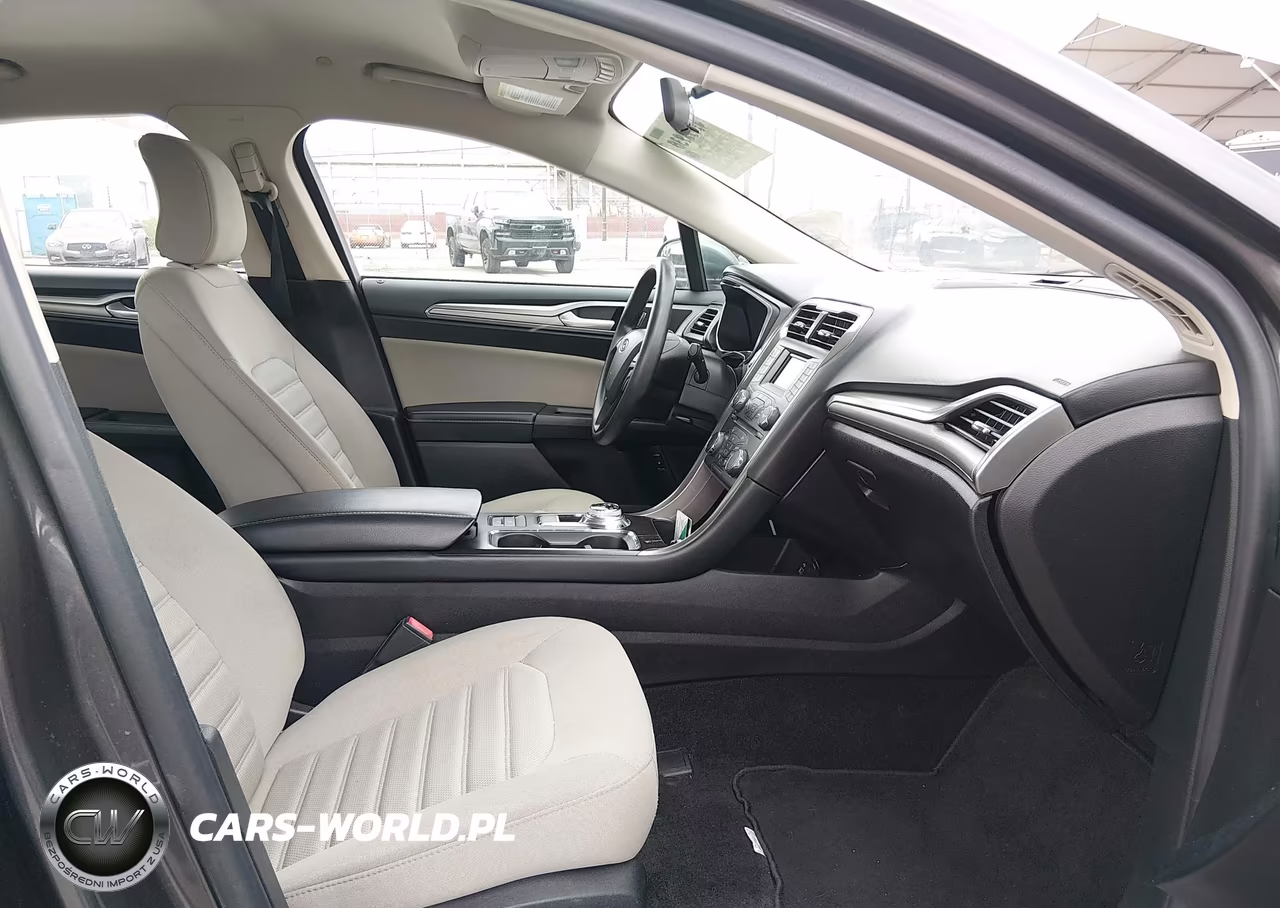 2018 Ford Fusion Hybrid S VIN:3FA6P0UU1JR142237 - 5