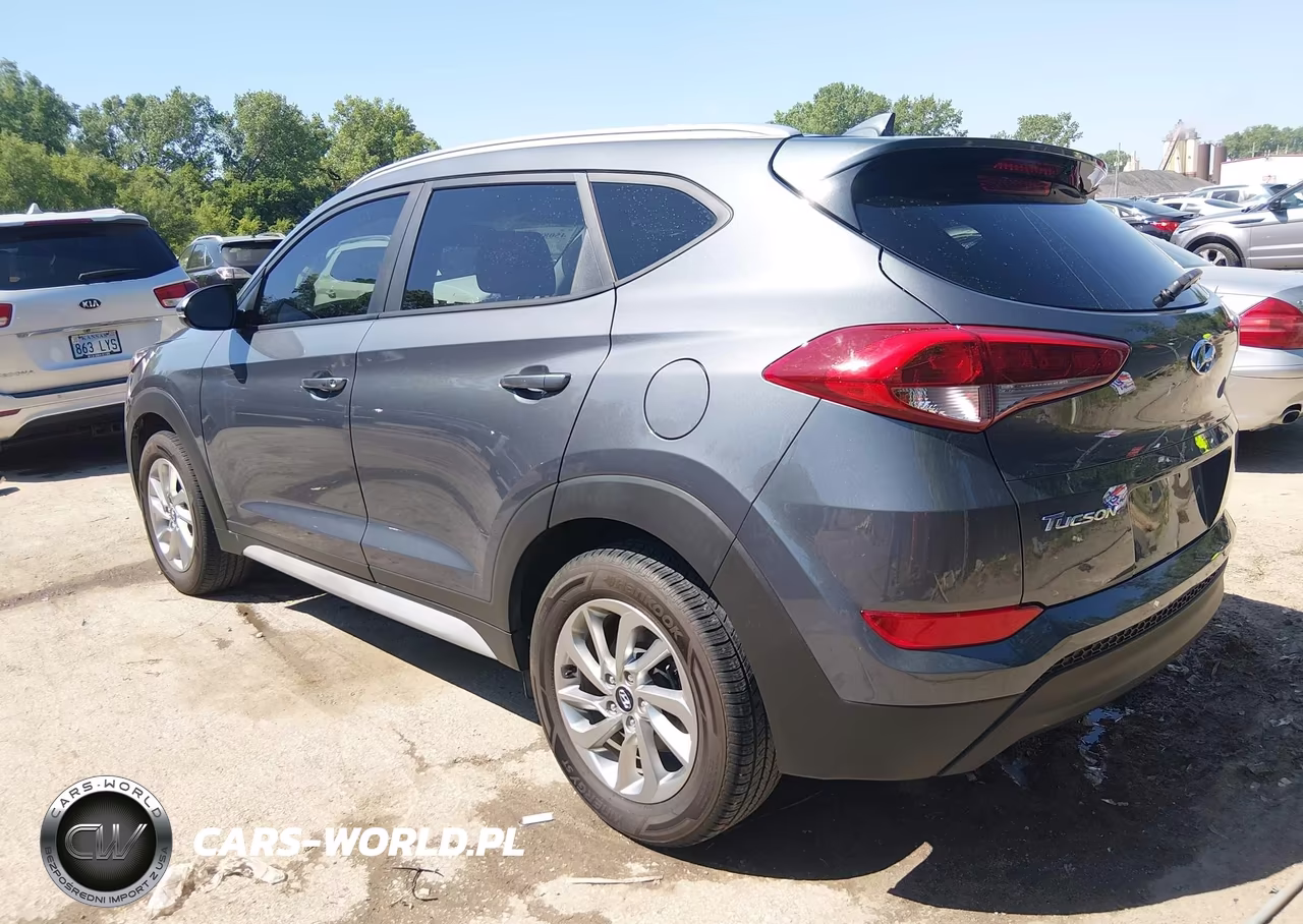 2017 Hyundai Tucson Se Plus VIN:KM8J33A46HU475599 - 3