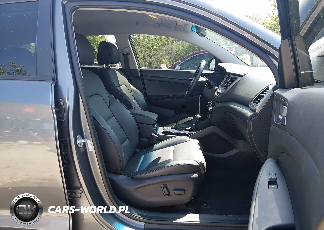 2017 Hyundai Tucson Se Plus VIN:KM8J33A46HU475599 - 5