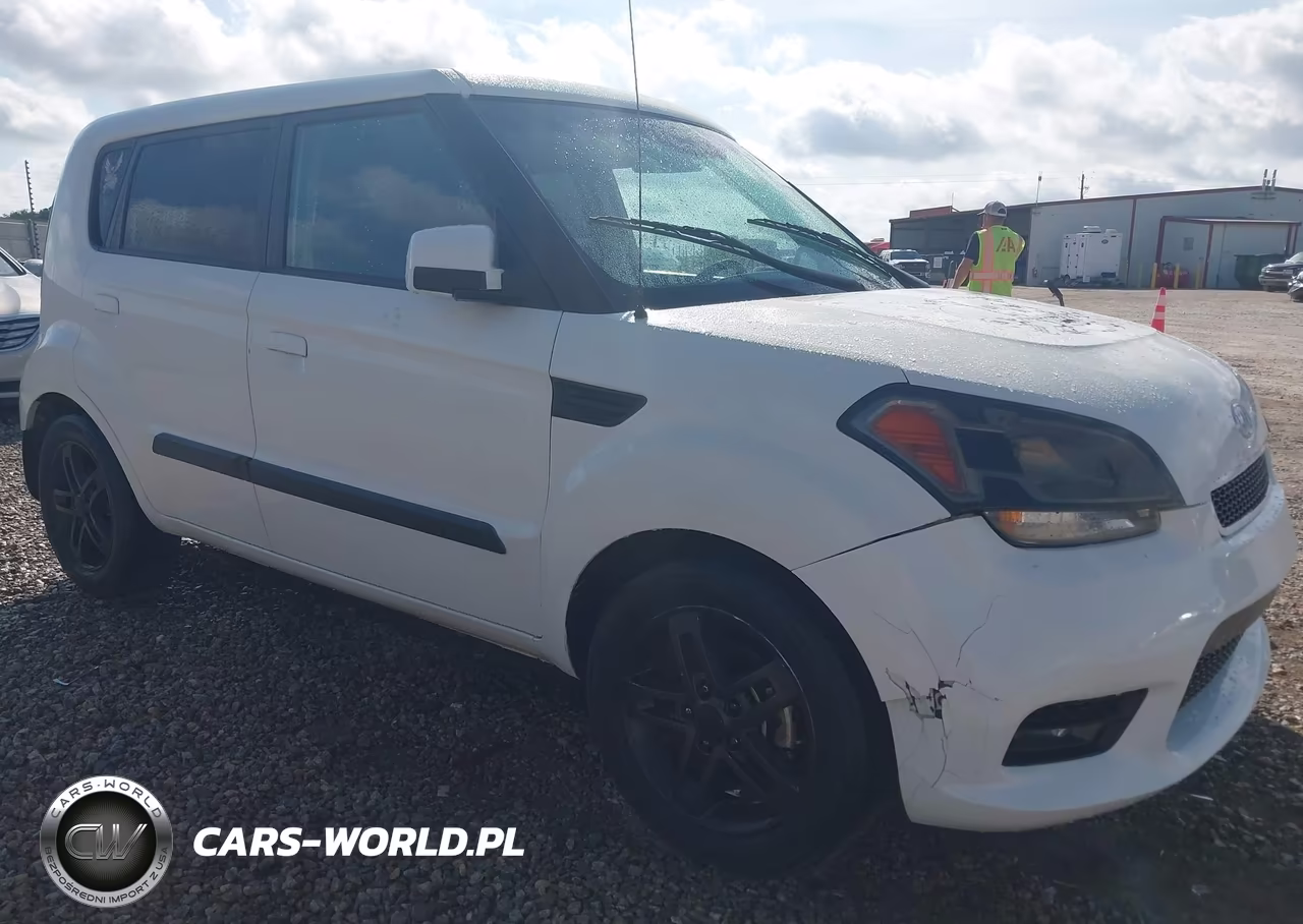 2010 Kia Soul +