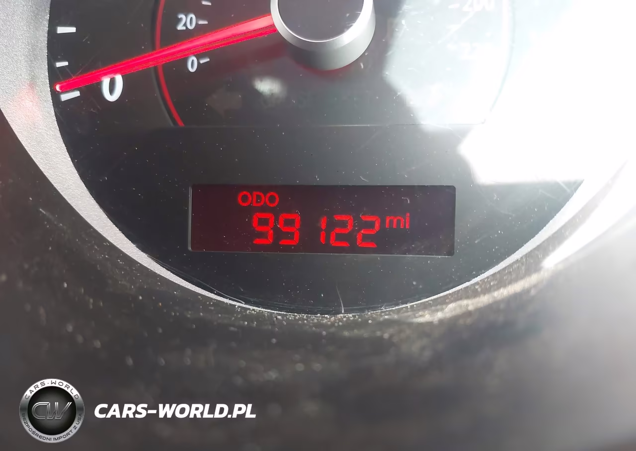 2010 Kia Soul + VIN:KNDJT2A22A7165600 - 12