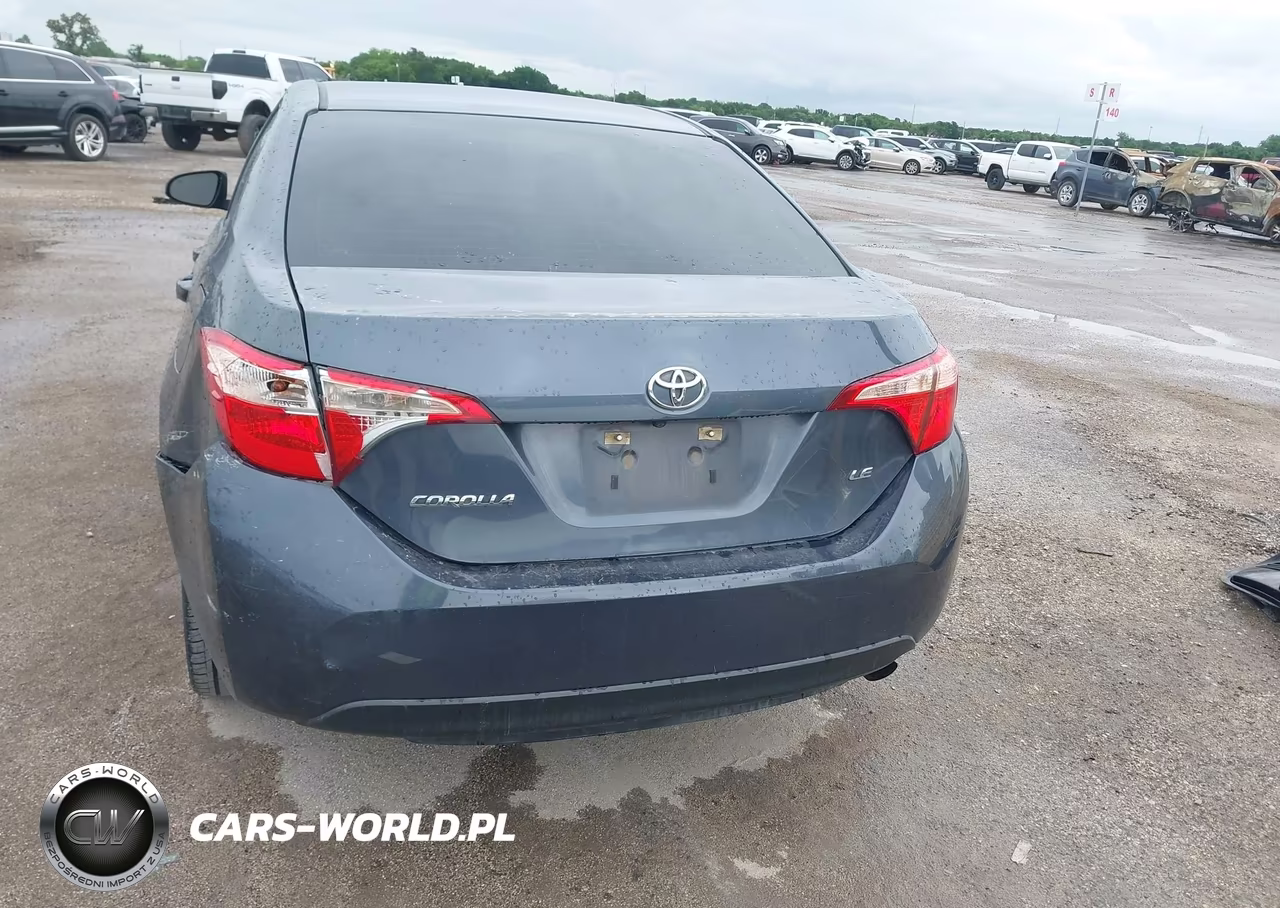 2017 Toyota Corolla Le VIN:5YFBURHEXHP571403 - 17