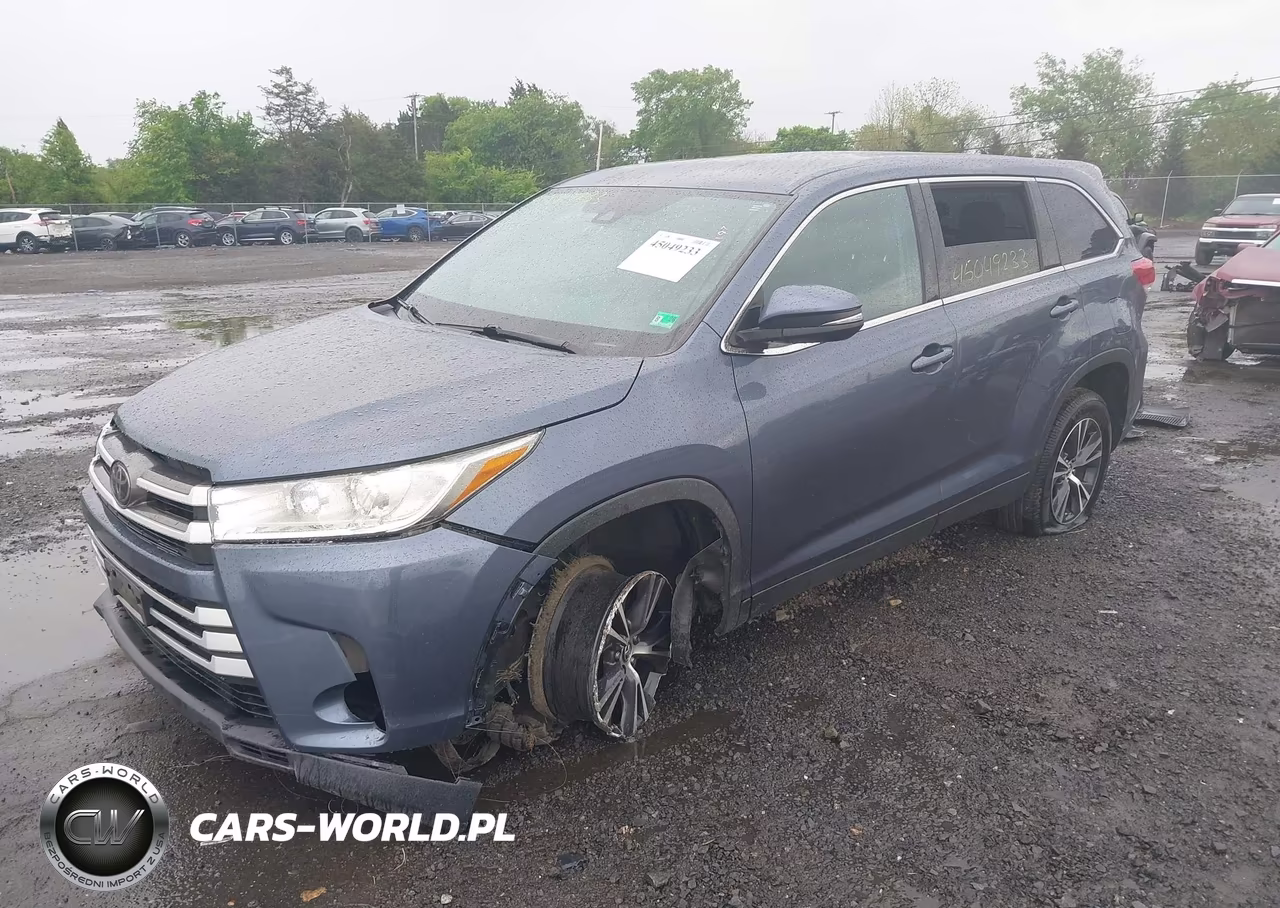 2019 Toyota Highlander Le VIN:5TDZARFH2KS048993 - 2