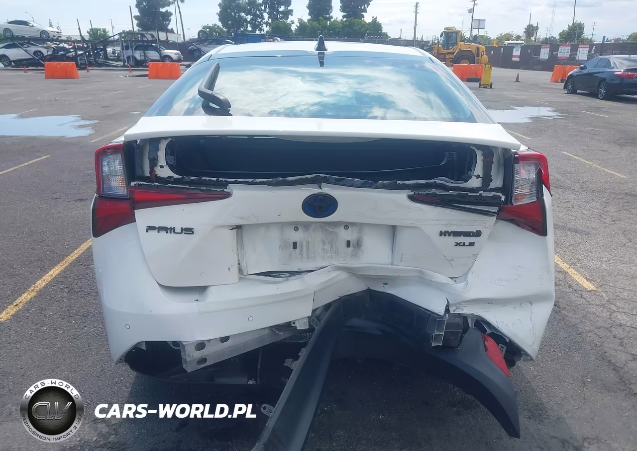 2022 Toyota Prius Nightshade Edition VIN:JTDKAMFU3N3168356 - 16