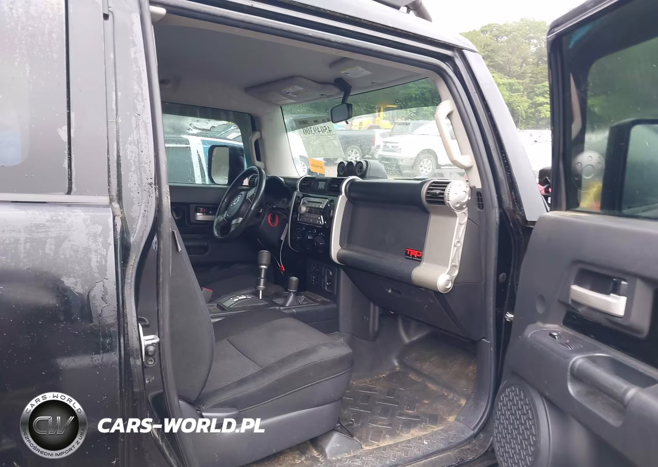 2007 Toyota Fj Cruiser VIN:JTEBU11F070070268 - 5