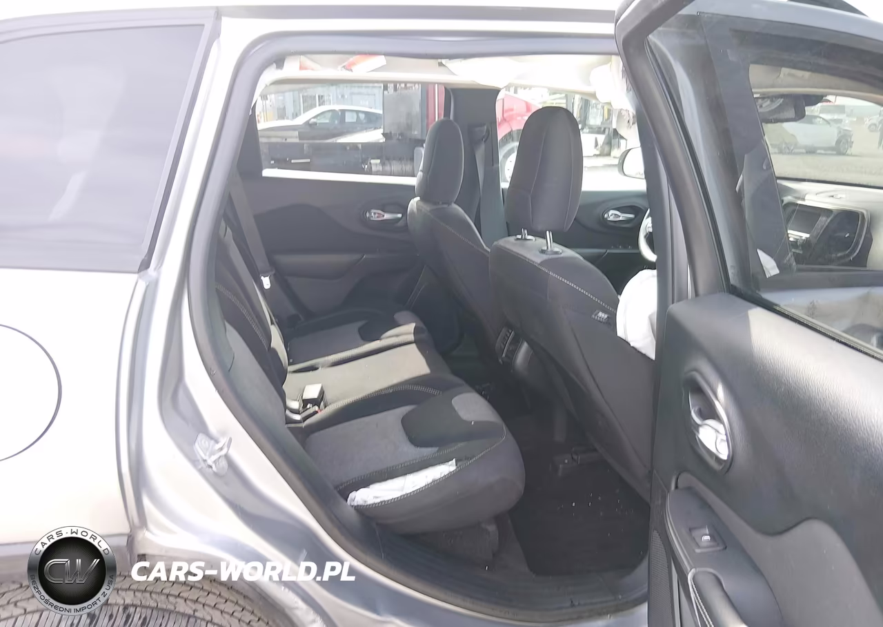 2016 Jeep Cherokee Sport VIN:1C4PJMAB0GW175990 - 8