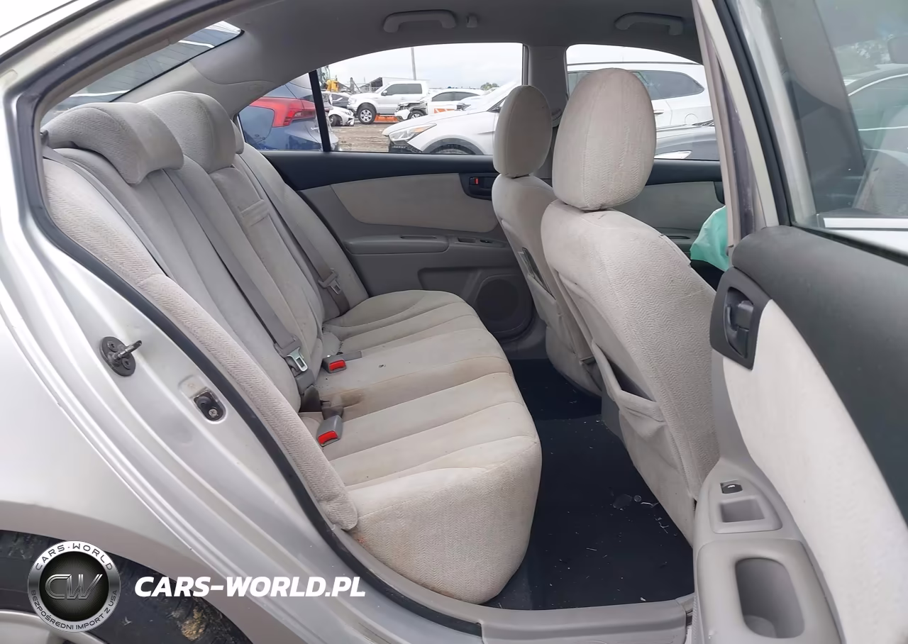 2007 Kia Optima Lx VIN:KNAGE123575139077 - 8