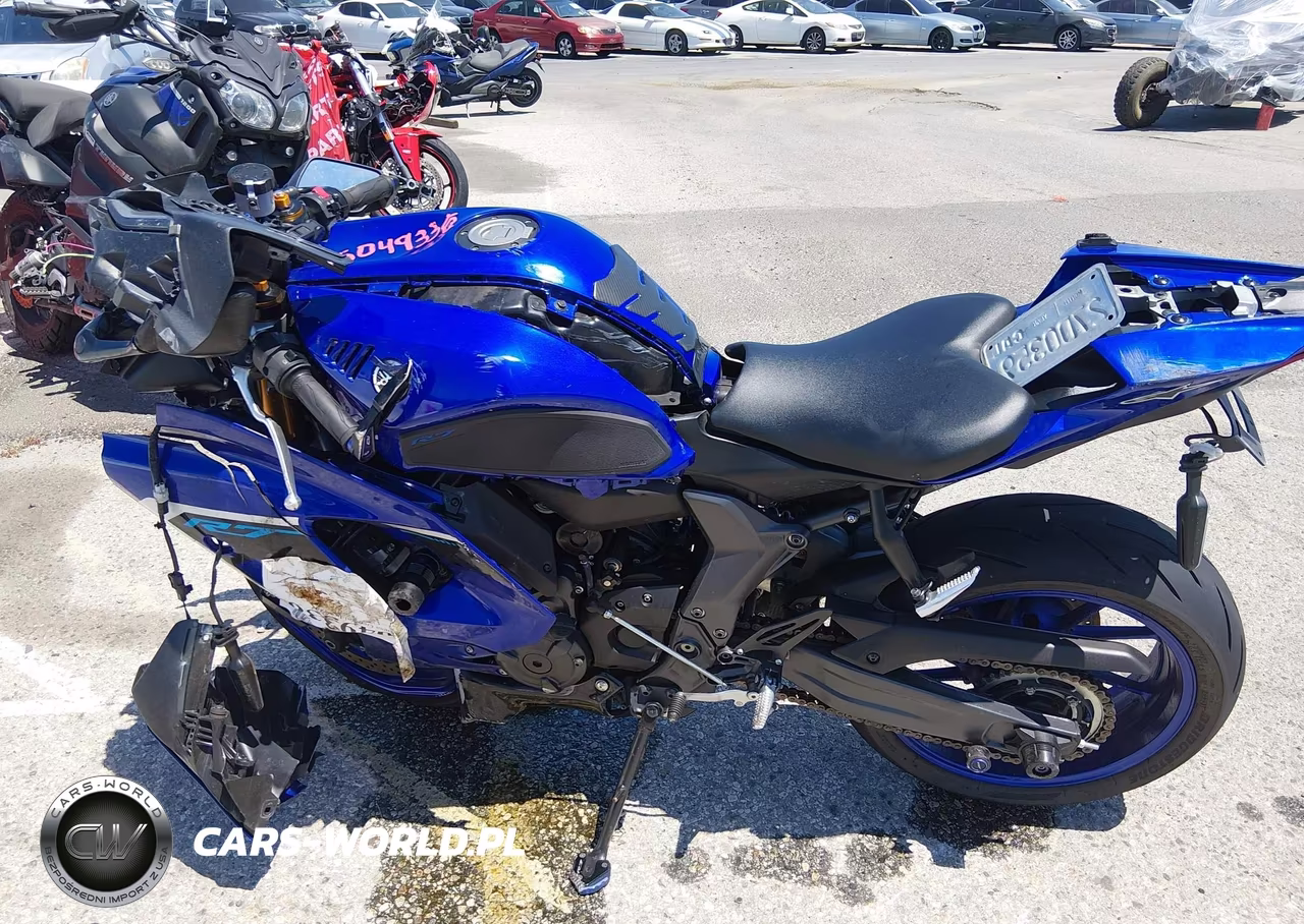 2025 Yamaha Yzfr7 VIN:JYARM38Y2SA003532 - 13