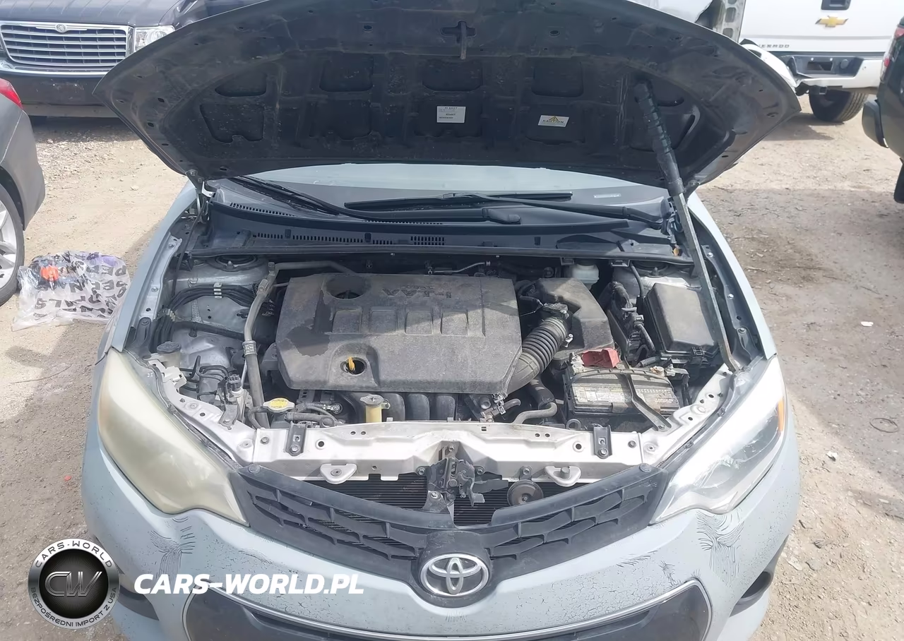 2015 Toyota Corolla S Plus VIN:5YFBURHE4FP261972 - 10