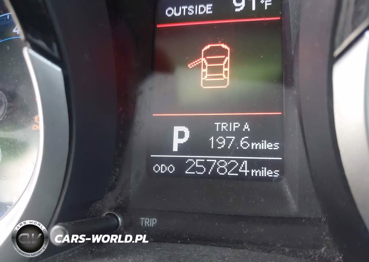 2015 Toyota Corolla S Plus VIN:5YFBURHE4FP261972 - 15
