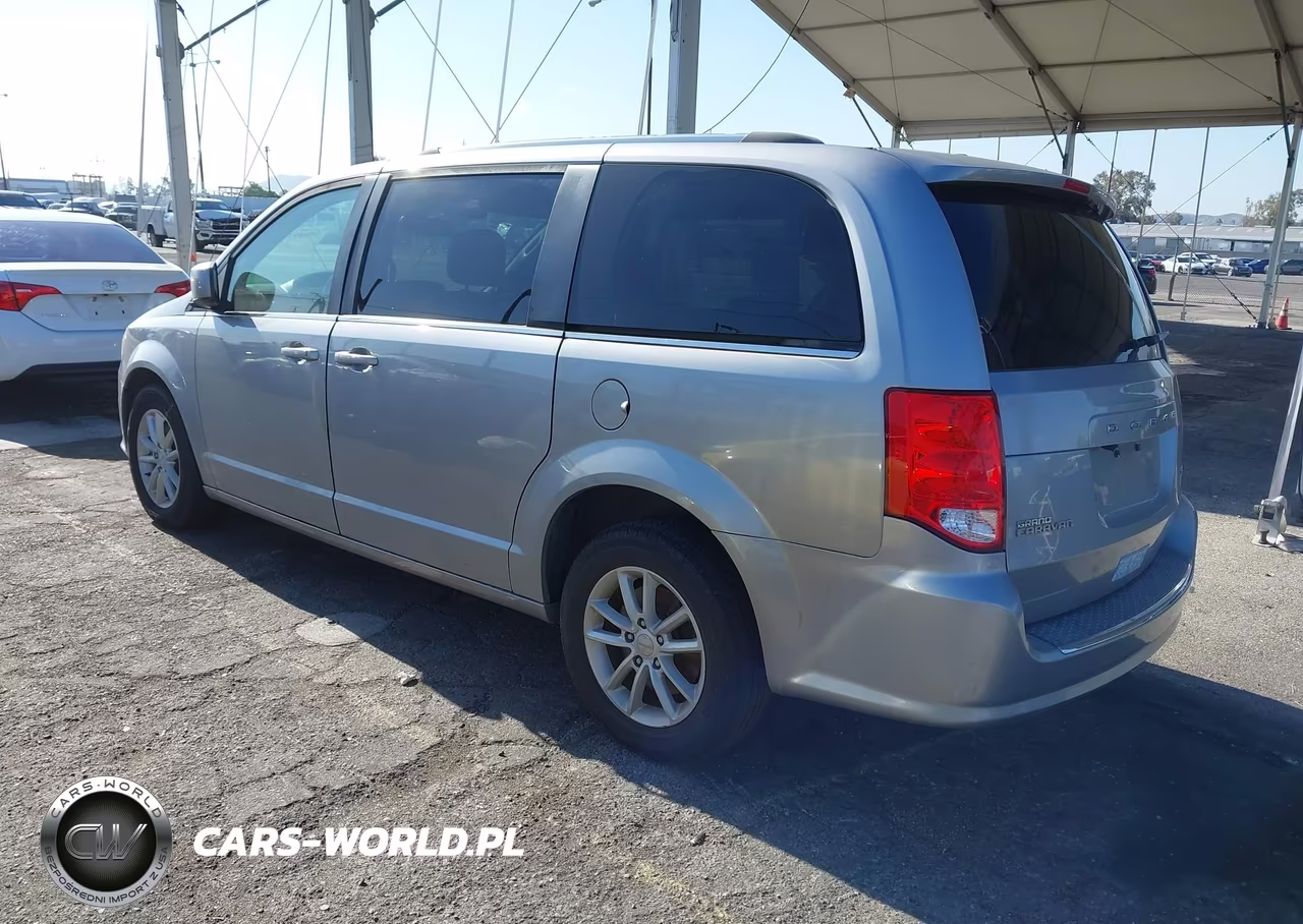2019 Dodge Grand Caravan Sxt VIN:2C4RDGCG4KR755559 - 3