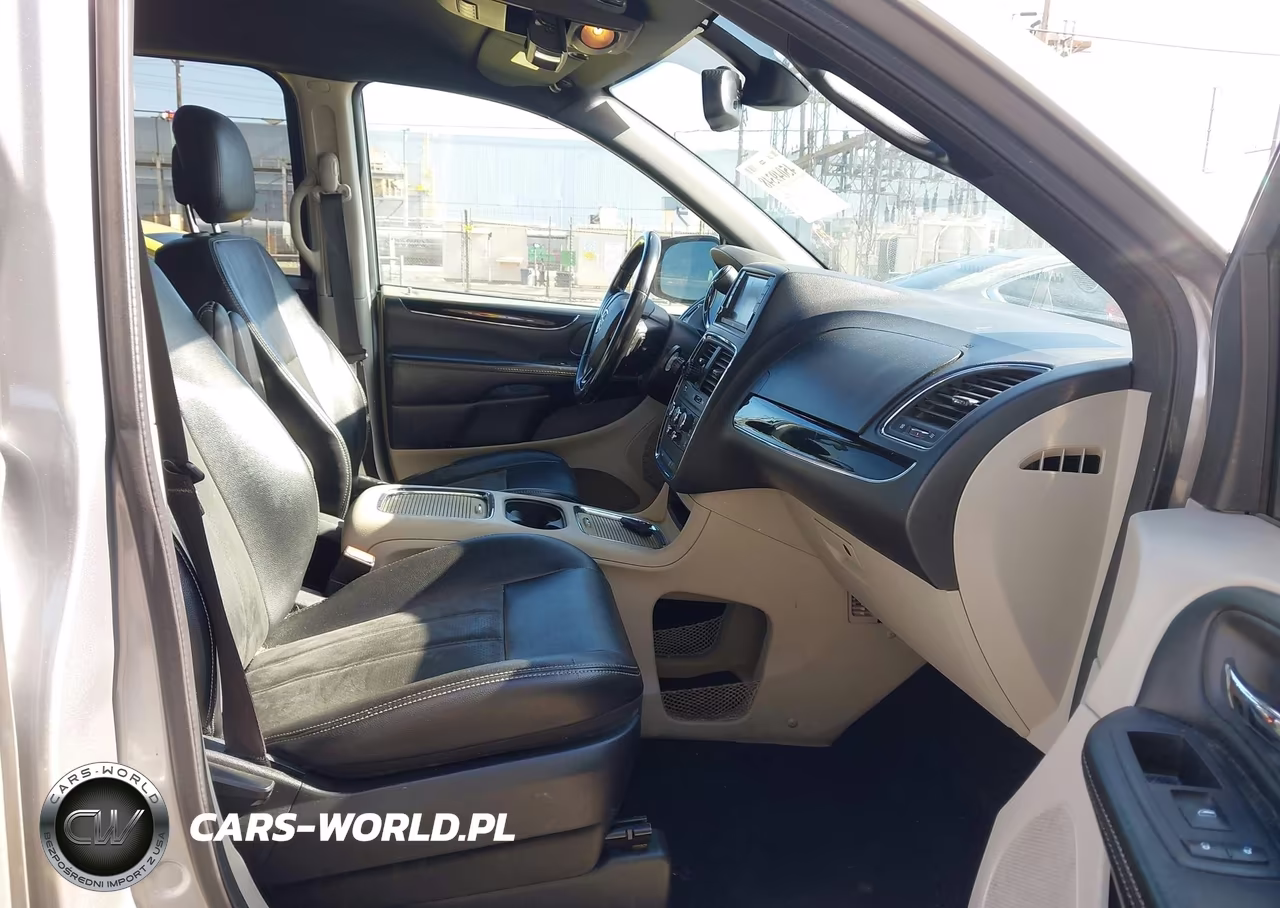 2019 Dodge Grand Caravan Sxt VIN:2C4RDGCG4KR755559 - 5
