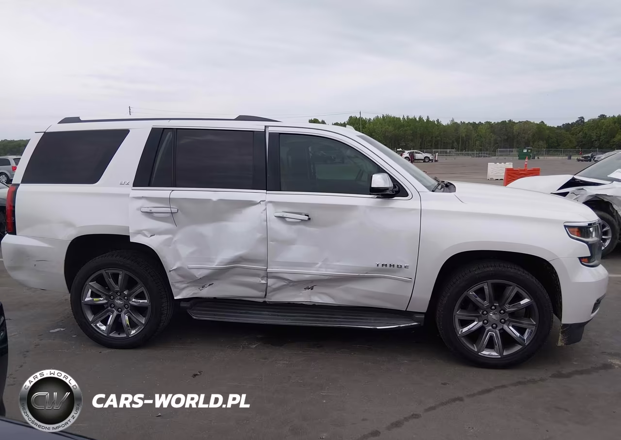 2016 Chevrolet Tahoe Ltz VIN:1GNSKCKC7GR354994 - 13
